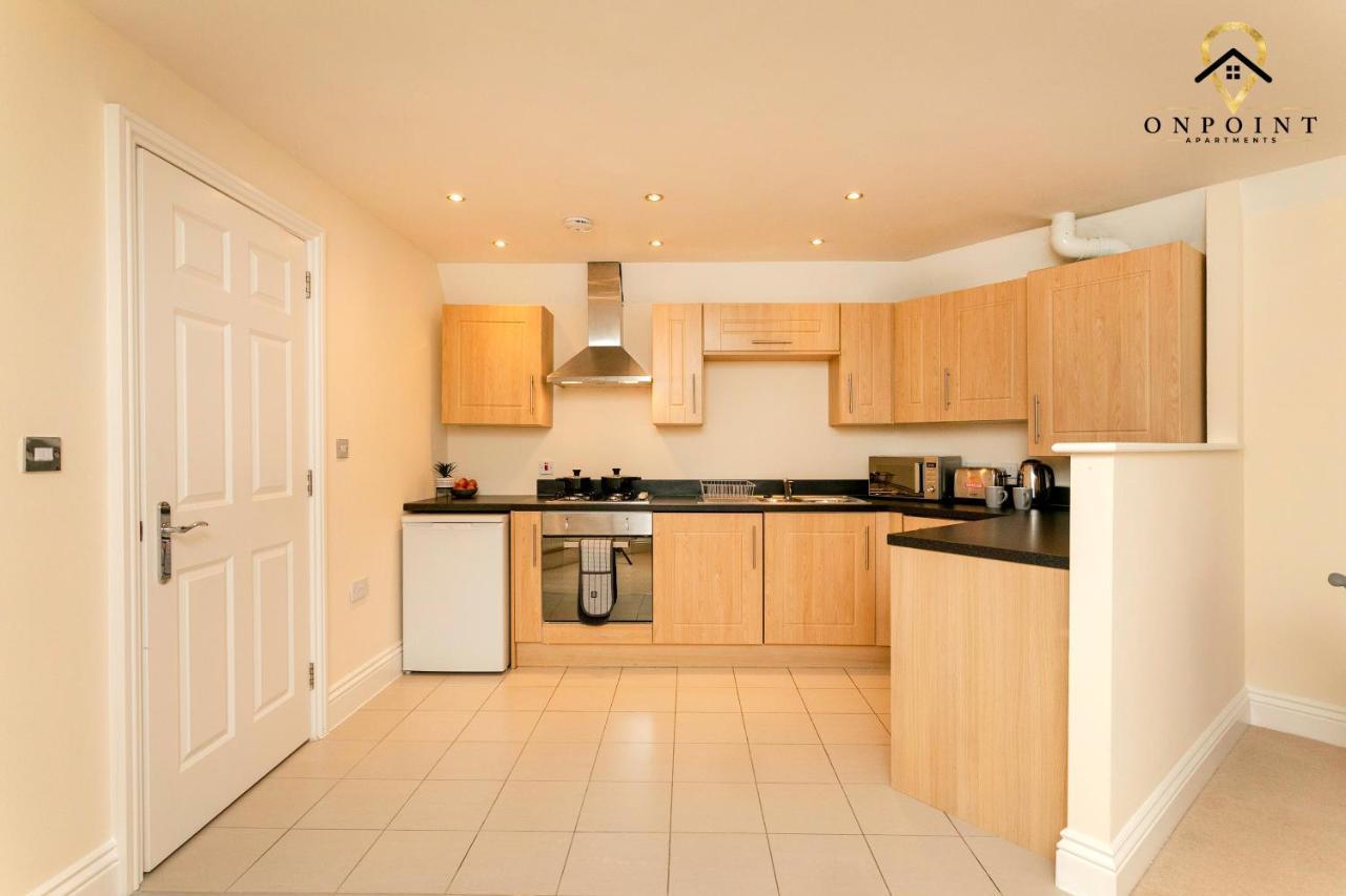 ✰Onpoint -Large 2 Bedroom Apt With Parking!✰ Nottingham Exterior photo